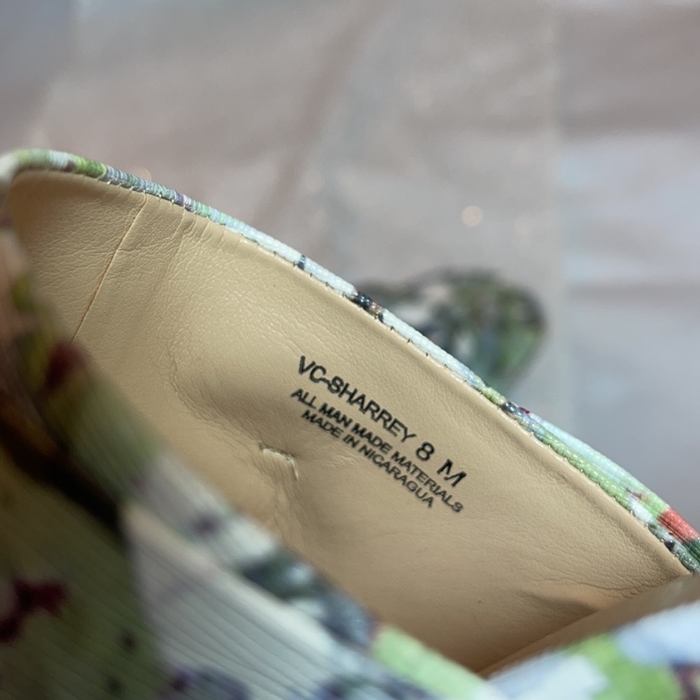 New Vince Camuto Sharrey Slides Size 8m - image 8